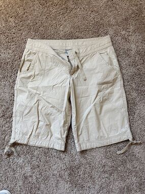Nike Men’s Beige Drawstring Hybrid Shorts